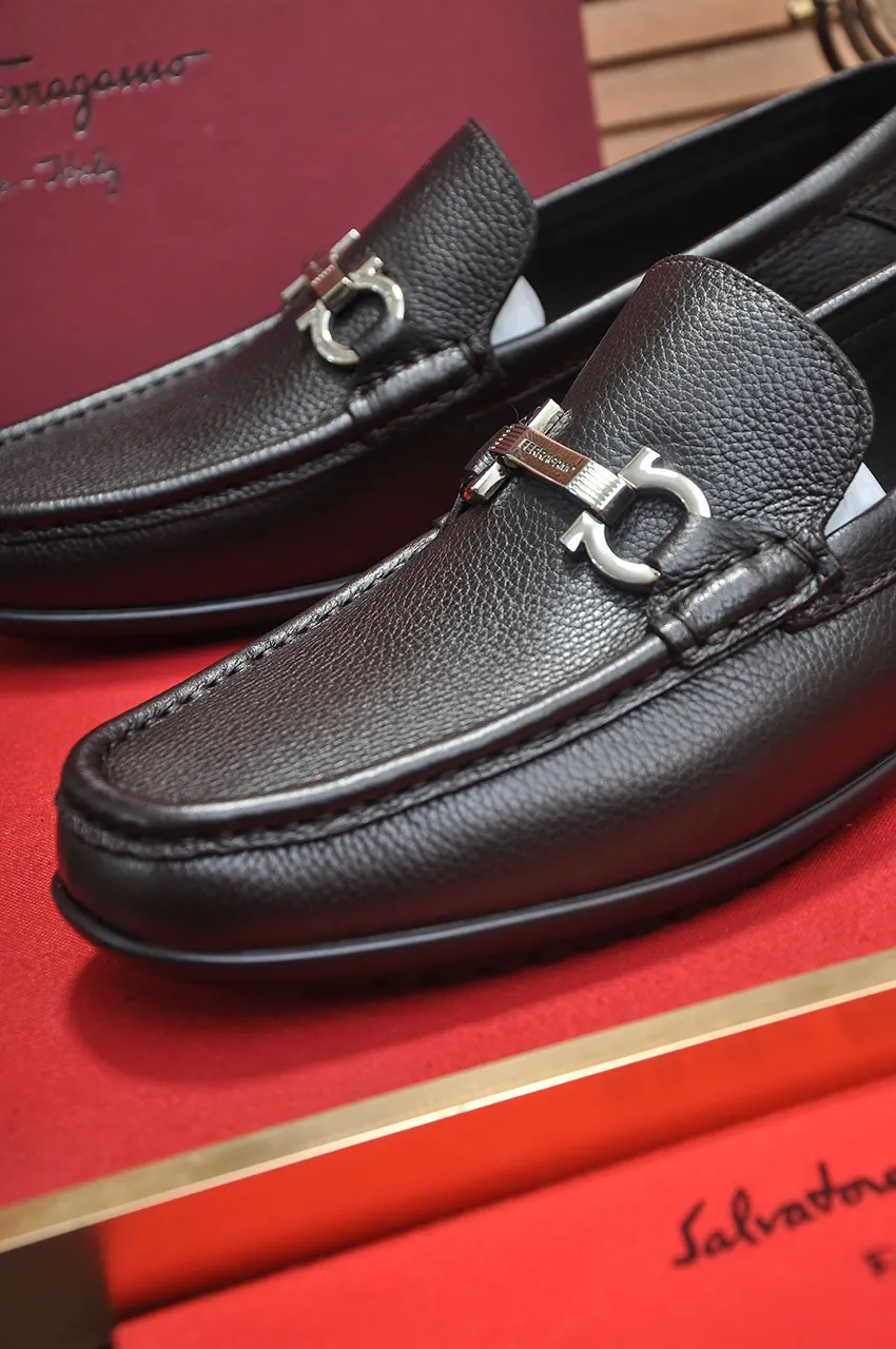 Men's men's shoes 💰520💶[Ferragamo/Ferragamo] (high-end Niuli) New 🍀 Ferragamo* - top version Ferragamo's classic formal leather shoes! Made of imported original cowhide, the inner top layer is comfortable cowhide lining! Original wear-resistant rubber outsole! High quality products! Code number 38-44!